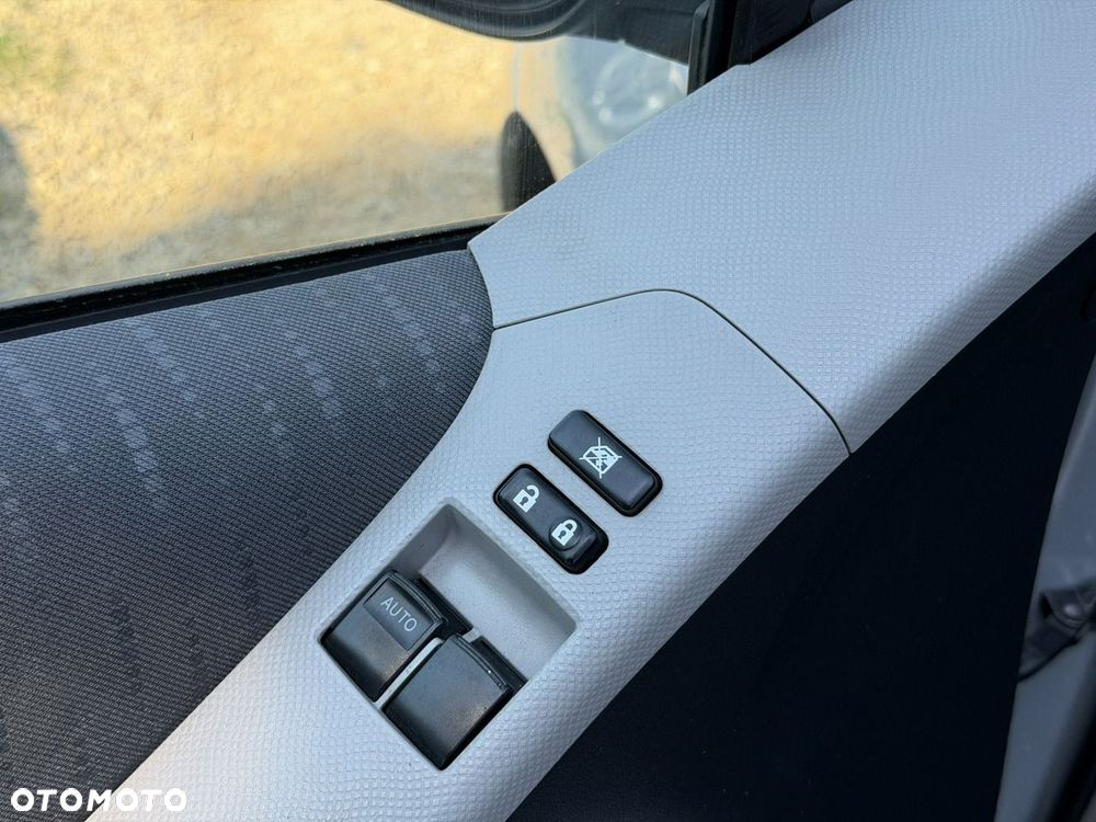 Toyota Yaris - 11