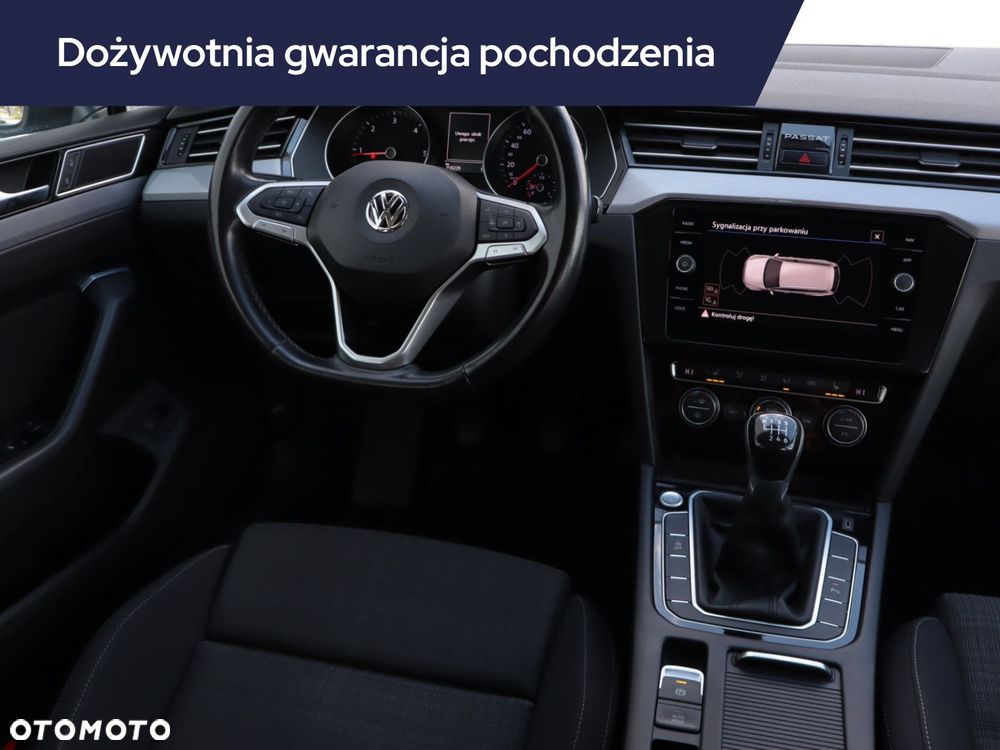 Volkswagen Passat Variant - 9