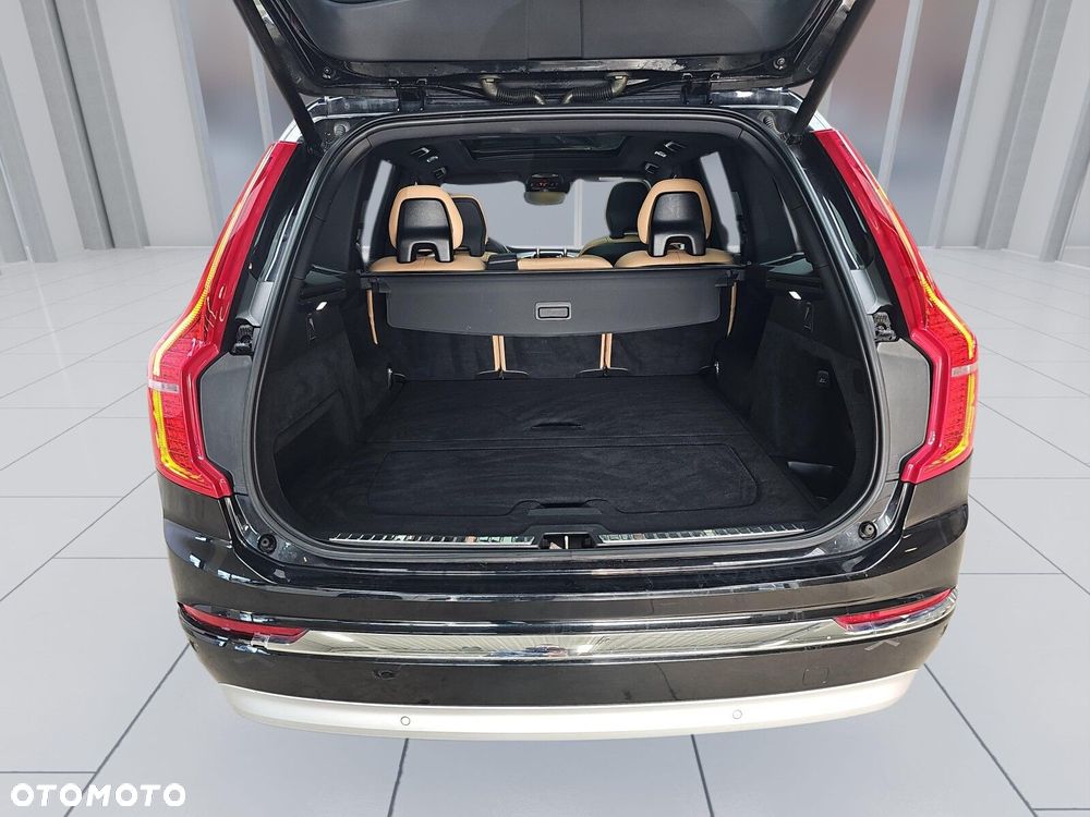 Volvo XC 90 - 21