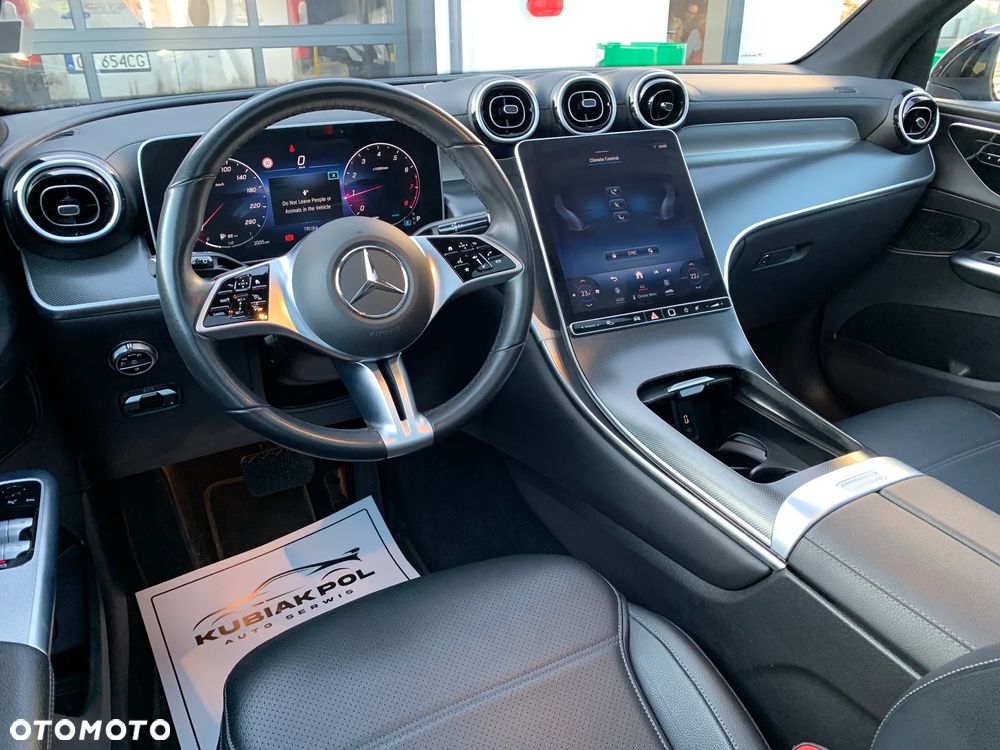 Mercedes-Benz GLC 300 4Matic 9G-TRONIC Edition Avantgarde - 20