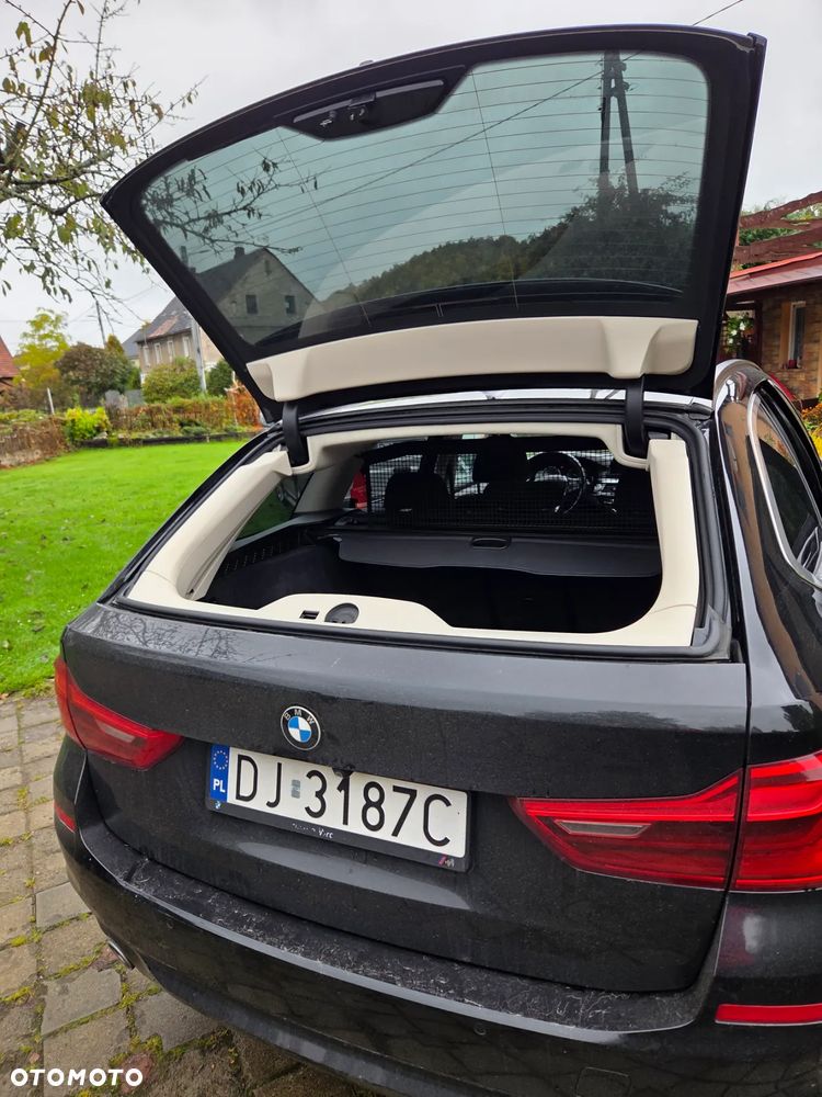 BMW Seria 5 520d - 16