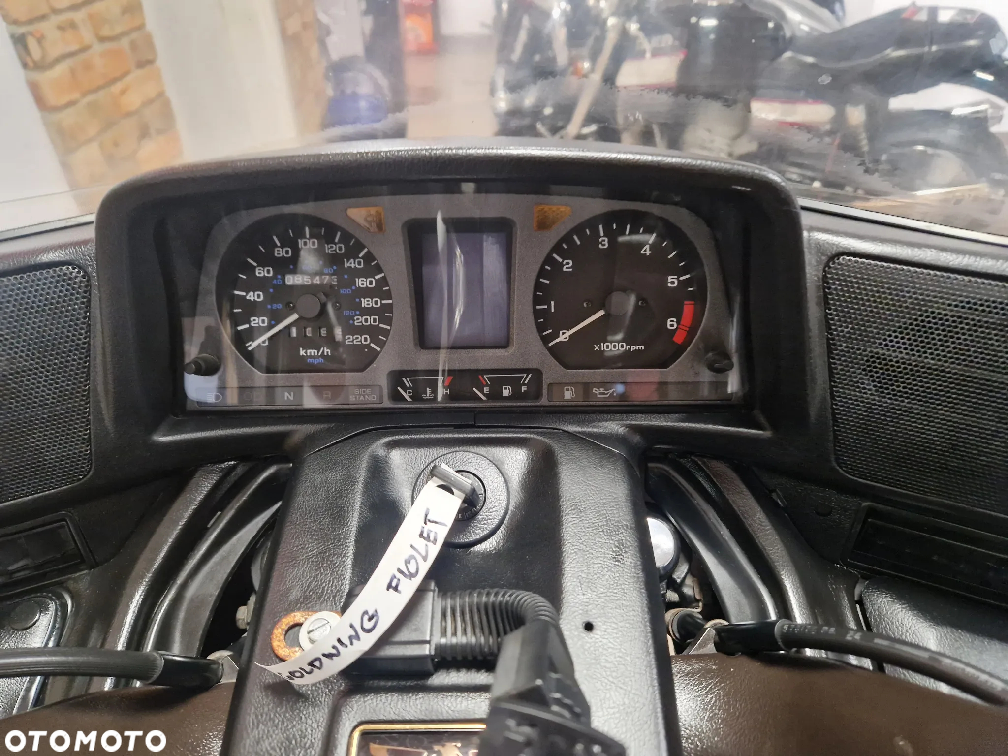Honda GL - 28