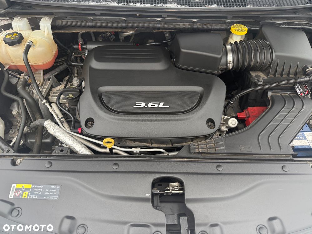 Chrysler Pacifica - 15