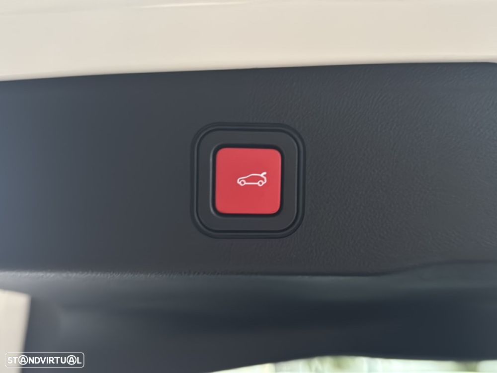 Jeep Avenger 1.2 GSE T3 Altitude - 16