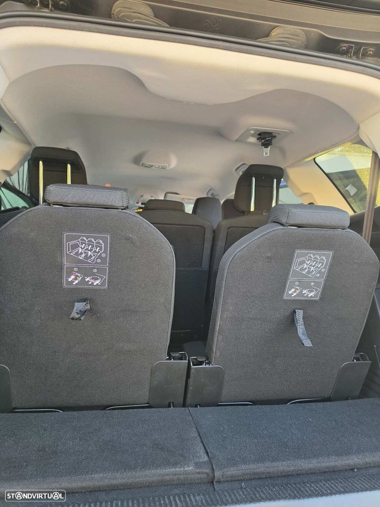 Peugeot 5008 1.2 PureTech Active - 12