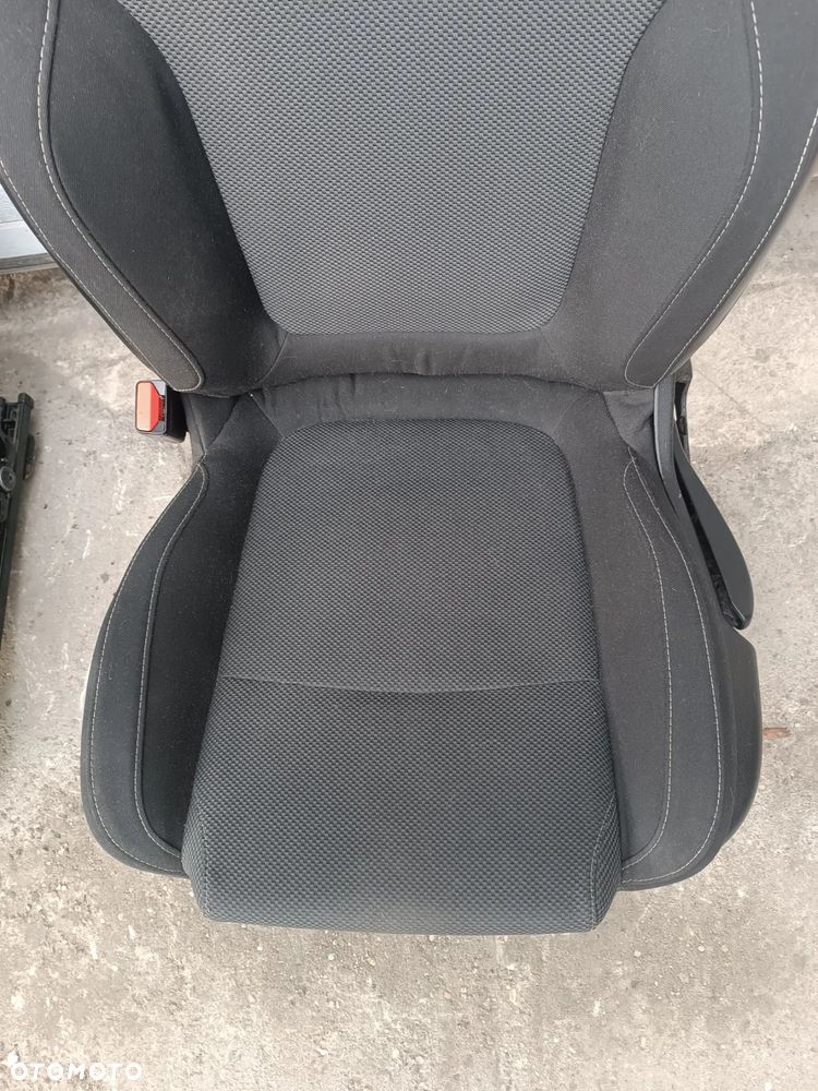 FOTEL KIEROWCY LEWY PRZÓD PRZEDNI RENAULT MEGANE IV - 2