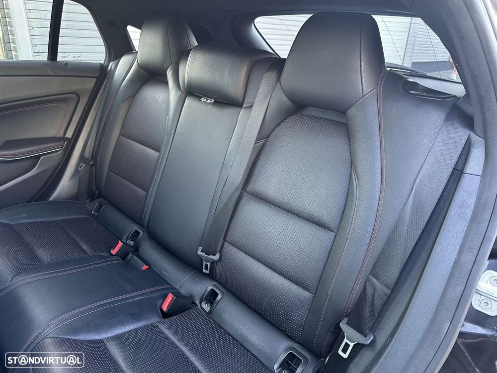 Mercedes-Benz CLA 220 d Shooting Brake AMG Line Aut. - 55