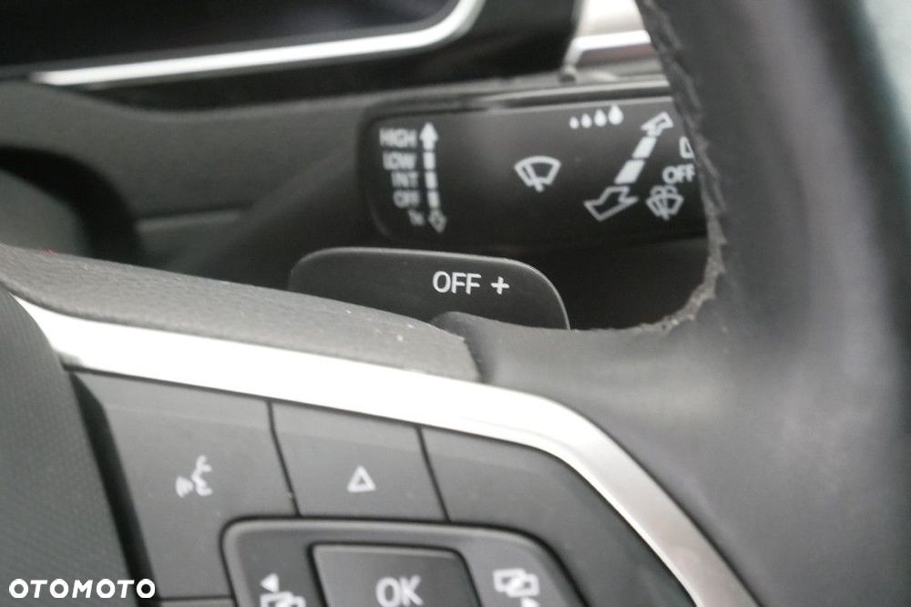 Volkswagen Passat Variant 2.0 TSI Elegance DSG - 31