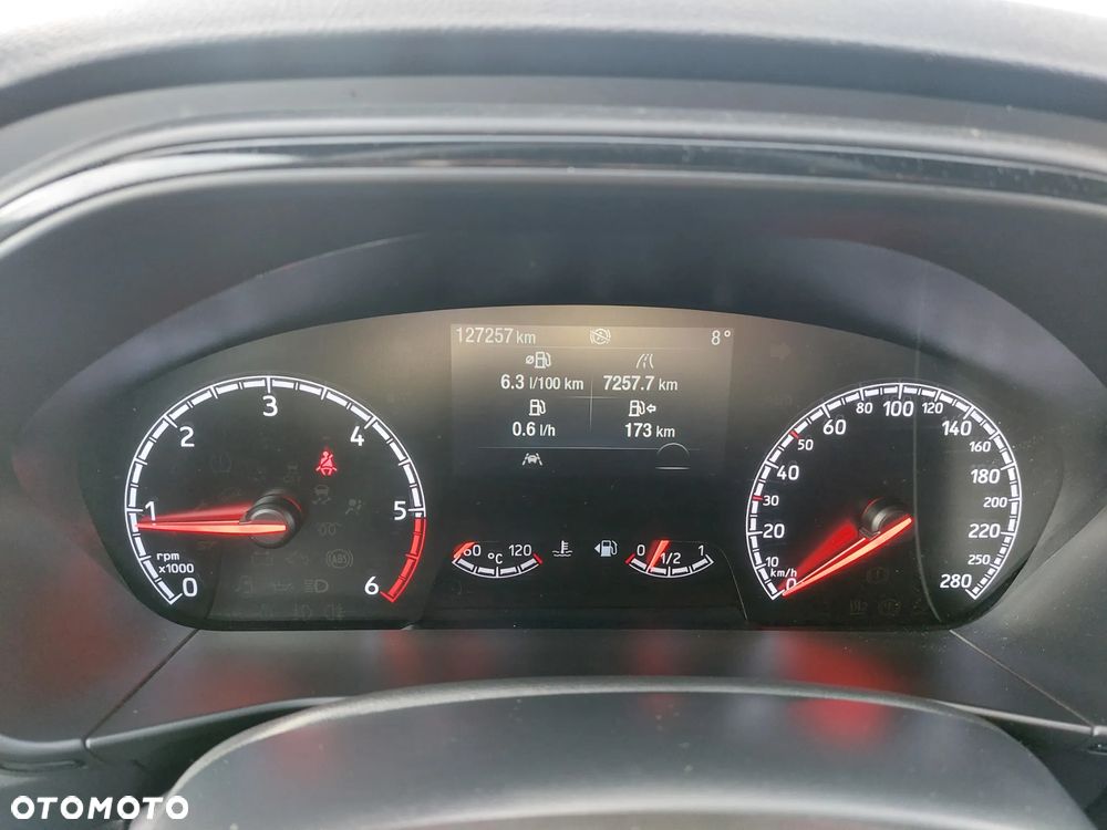 Ford Focus 2.0 EcoBlue ST - 13