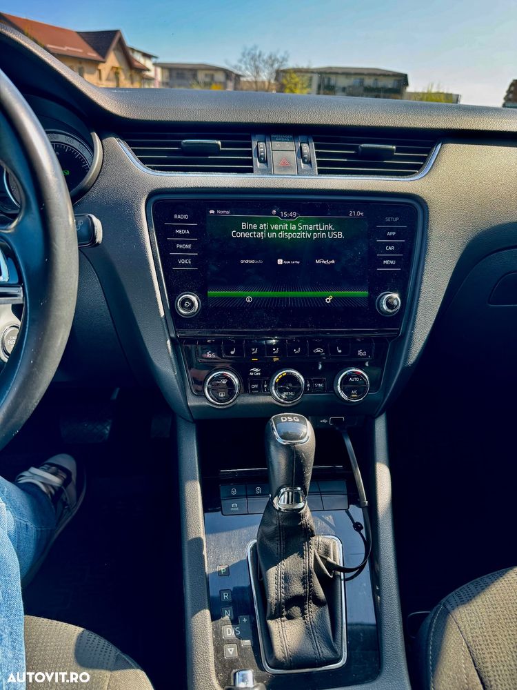 Skoda Octavia 1.6 TDI DSG Style - 10