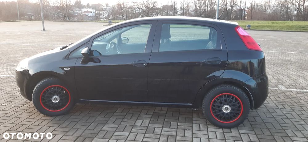 Fiat Grande Punto Actual 1.2 8V Estiva - 6