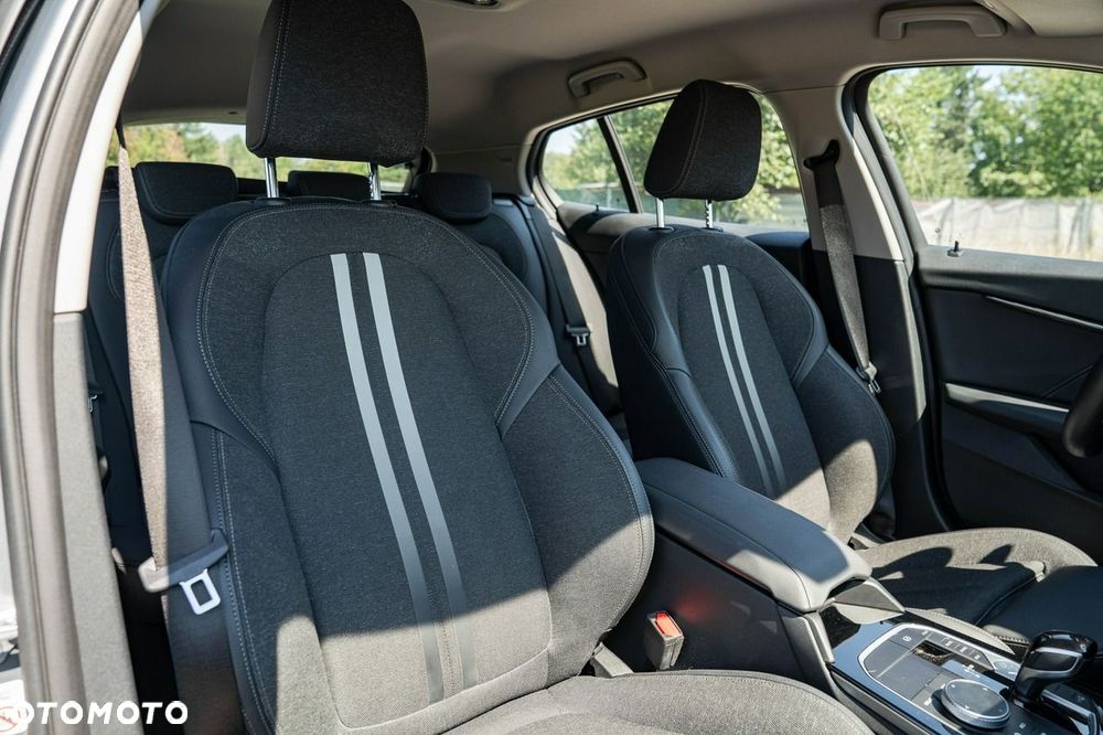 BMW Seria 1 118i Sport Line - 23