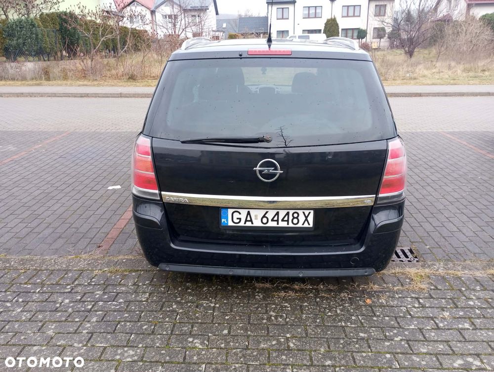 Opel Zafira 1.8 Enjoy - 2