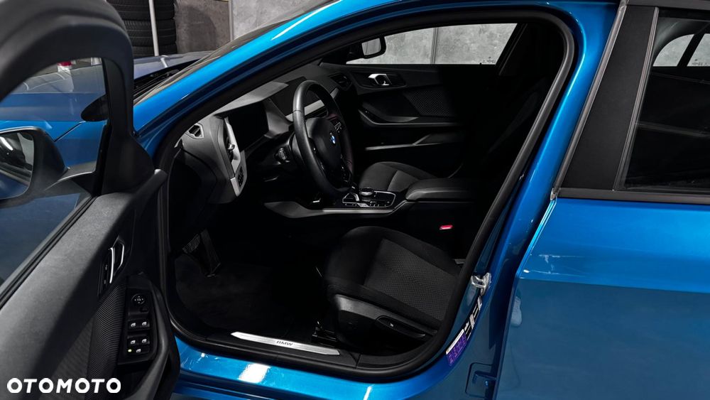 BMW Seria 1 118i - 13