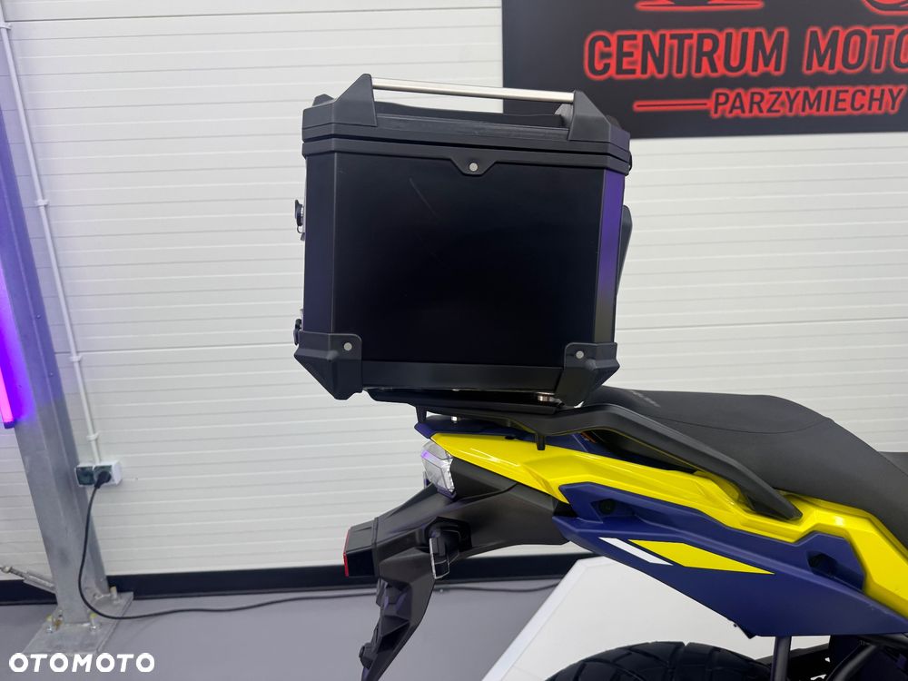 Suzuki V-STROM - 33
