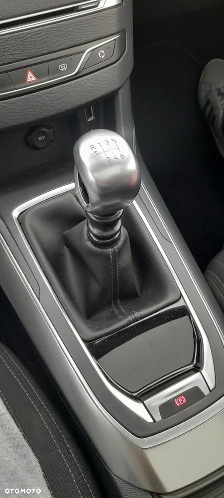Peugeot 308 1.6 THP Allure - 20