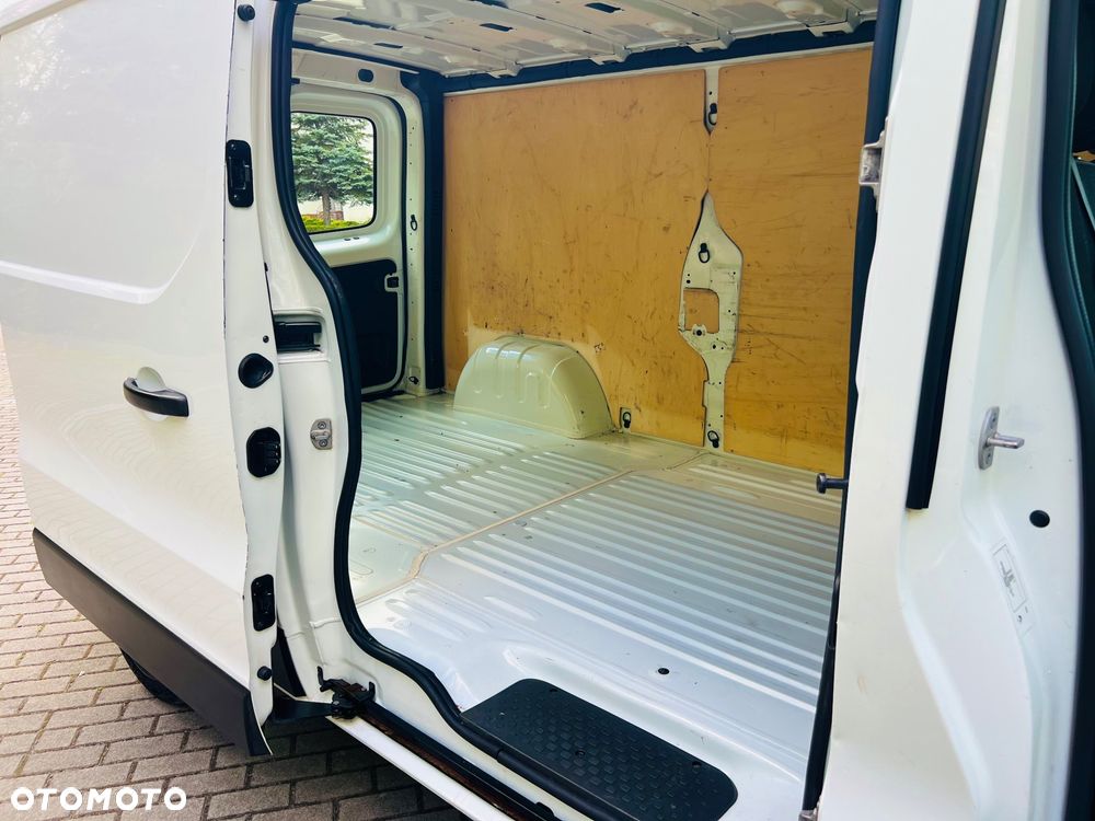 Renault Trafic - 20