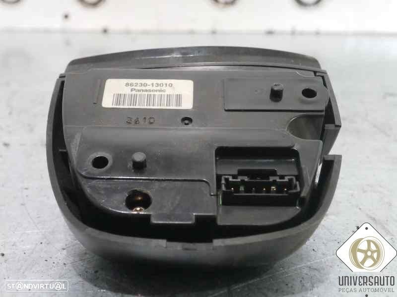 COMANDO RADIO VOLANTE TOYOTA COROLLA 2003 - 1