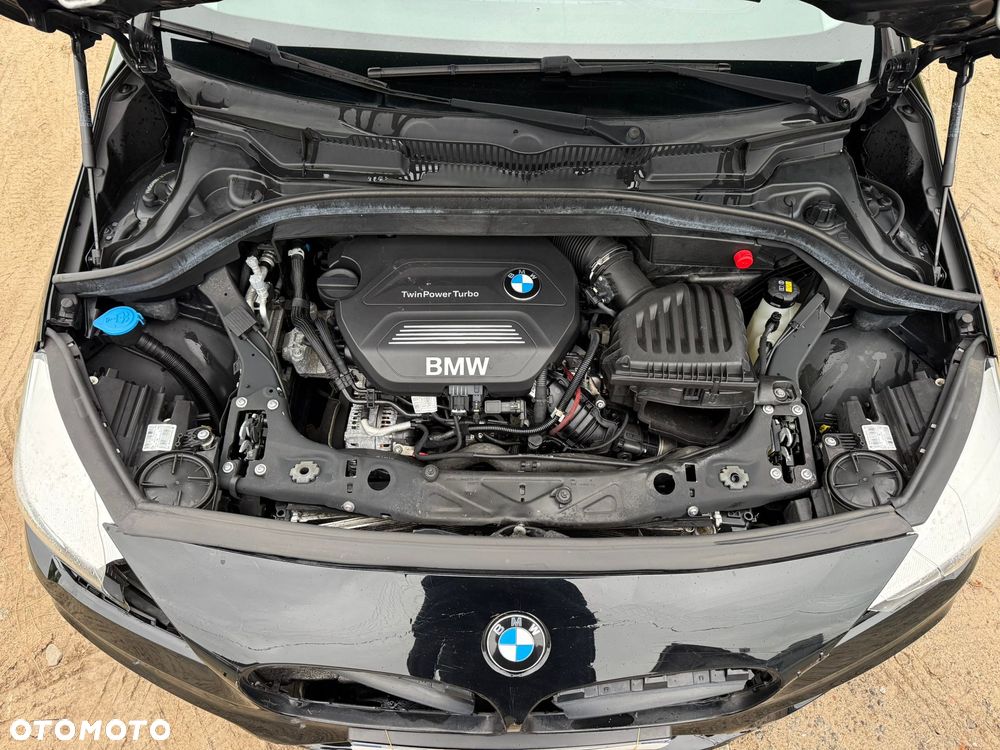 BMW Seria 2 216d Sport Line - 29