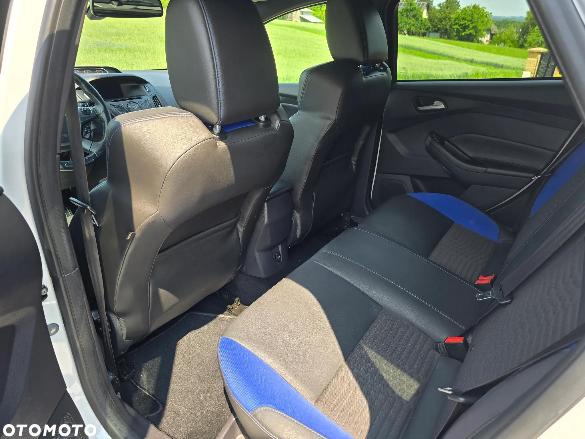 Ford Focus 2.0 EcoBoost ST - 14