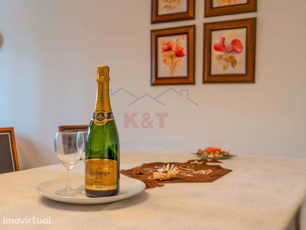 Apartamento T2 com ótimas varandas e garagem - Grande imagem: 3/25