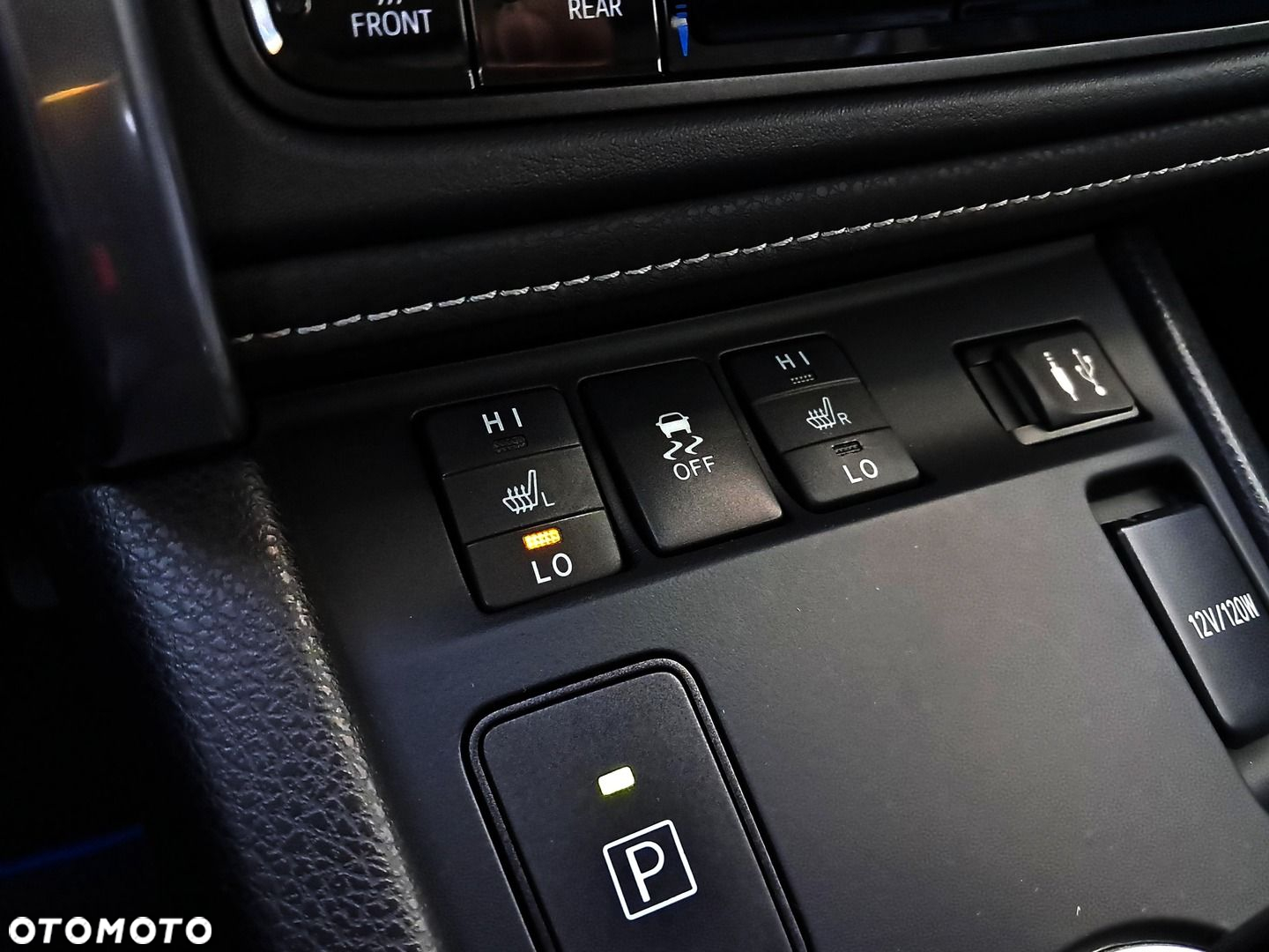 Toyota Auris - 25