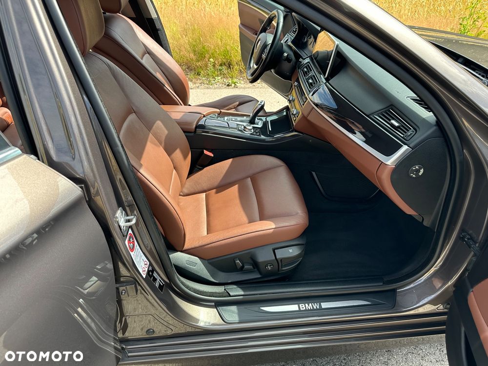 BMW Seria 5 - 33