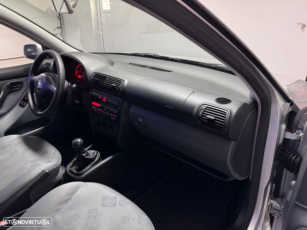 SEAT Leon 1.4 16V Confort JE+AC - 41