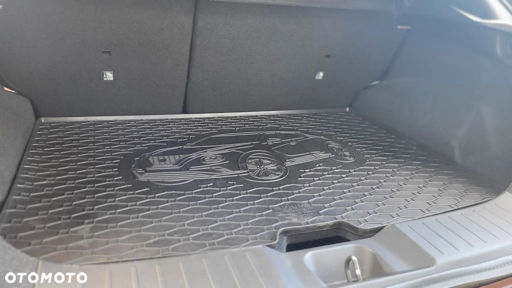 Nissan Juke 1.0 DIG-T N-Connecta DCT - 10