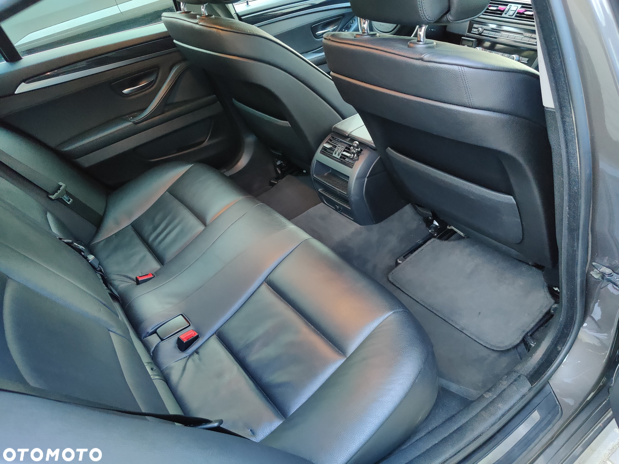 BMW Seria 5 520d - 14