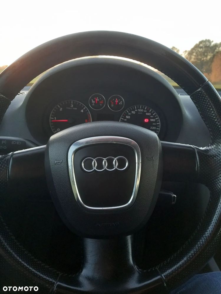 Audi A3 Sportback 1.9 TDI Ambiente - 6