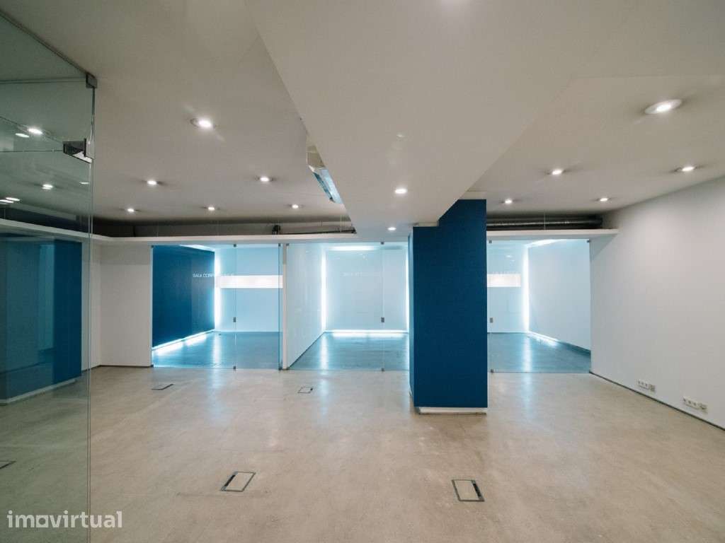 Espaço Comercial à venda / Armazém junto ao Marquês de Pombal com E... - Grande imagem: 2/12