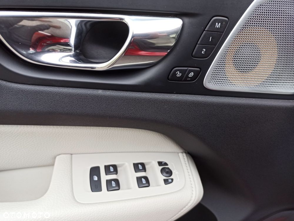 Volvo XC 60 - 17