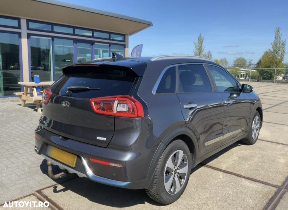 Kia Niro 1.6 GDI 6DCT PHEV Comfort - 2