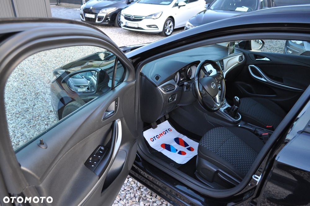 Opel Astra 1.6 D (CDTI) Start/Stop Innovation - 14