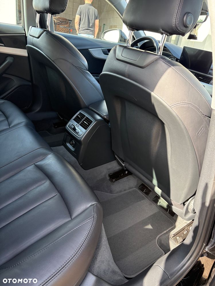 Audi A4 Avant 40 TDI Sport S tronic - 21