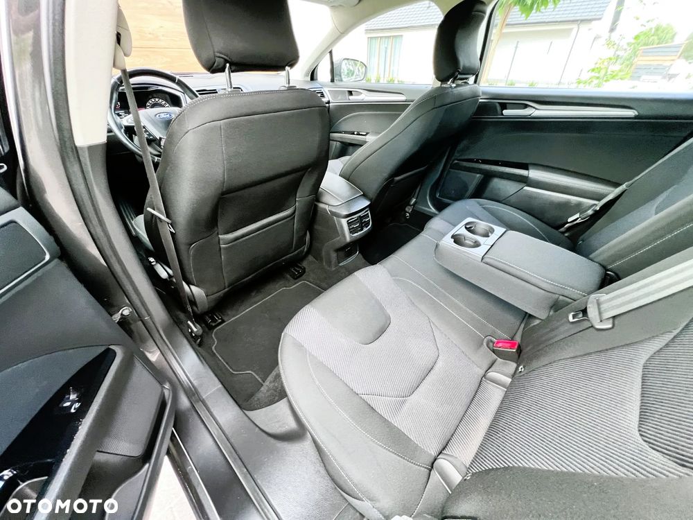 Ford Mondeo - 13