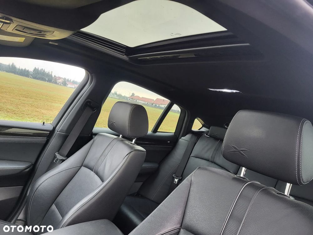 BMW X4 xDrive20d - 11