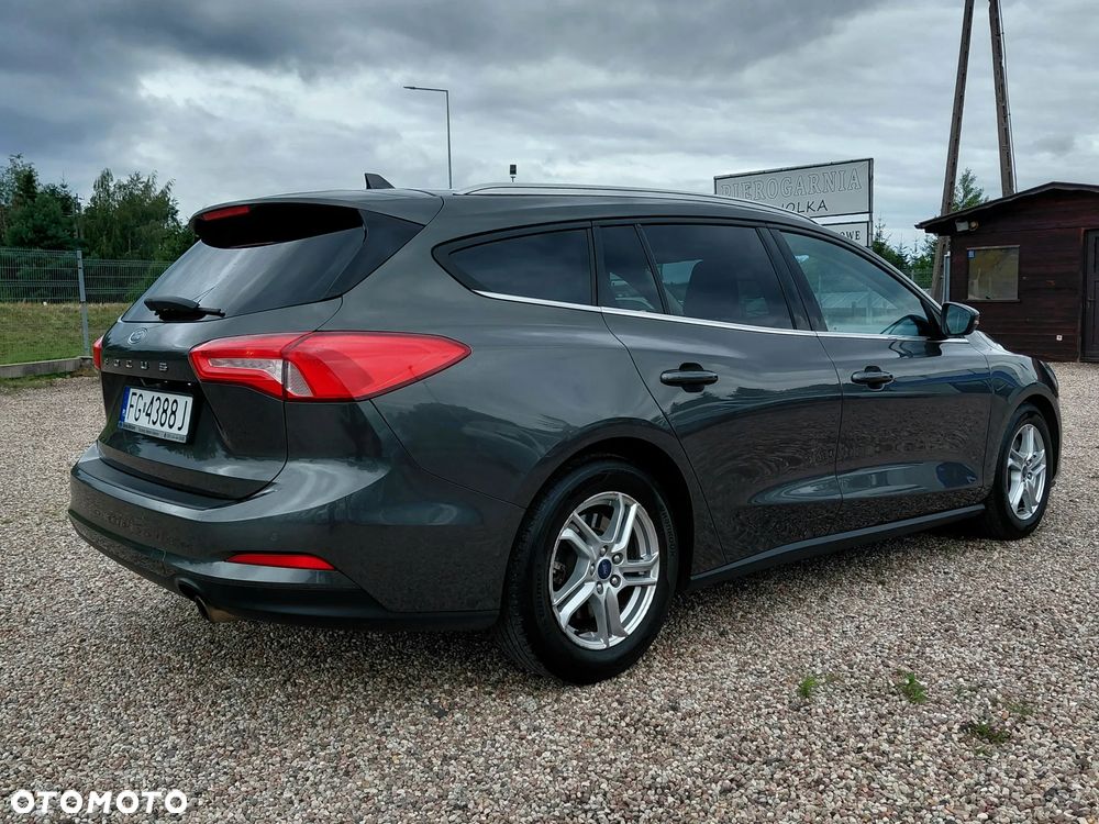 Ford Focus 1.5 EcoBoost Titanium - 29