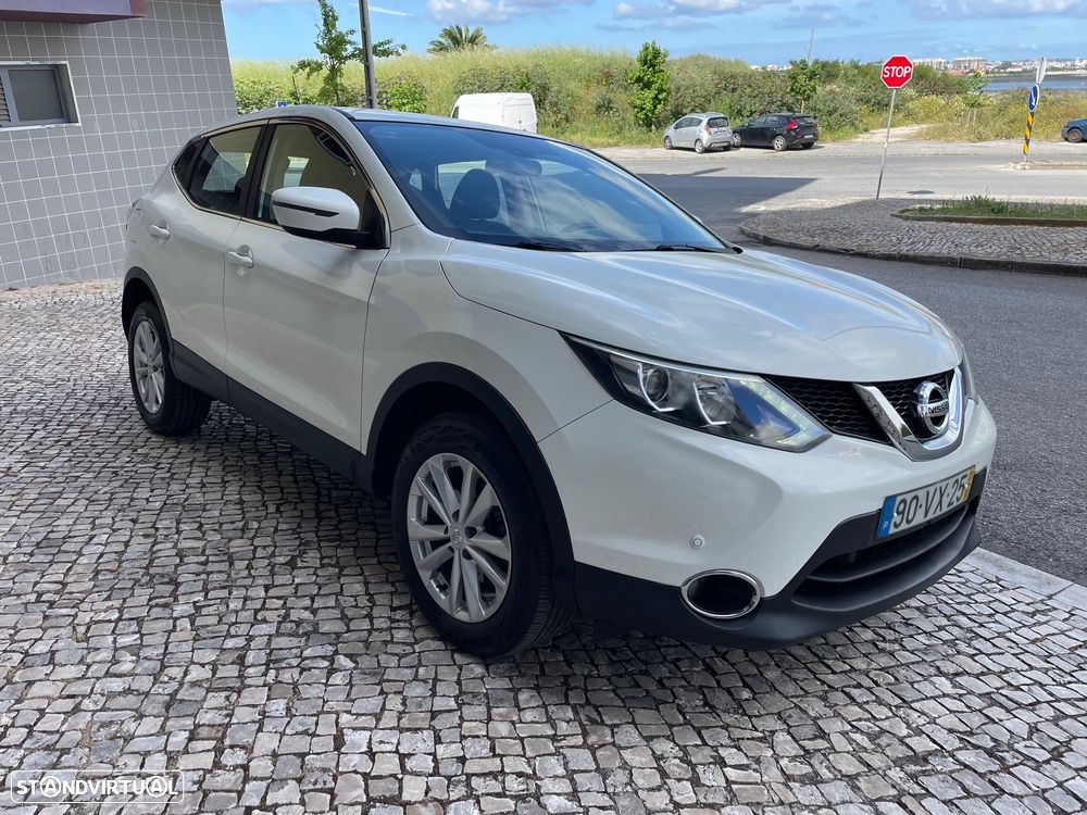 Nissan Qashqai 1.6 dCi Xtronic ACENTA - 1