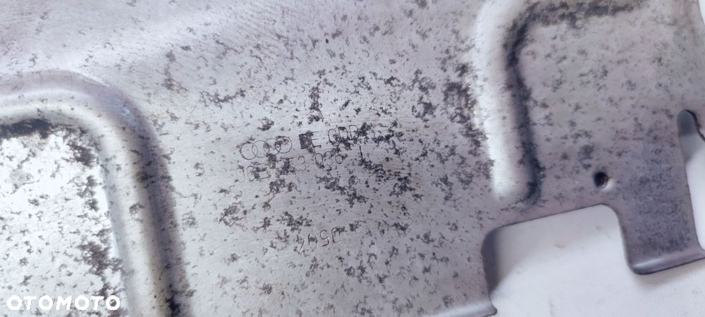 OSŁONA TERMICZNA PRAWA AUDI A6 C6 2.4 06E253036J - 2