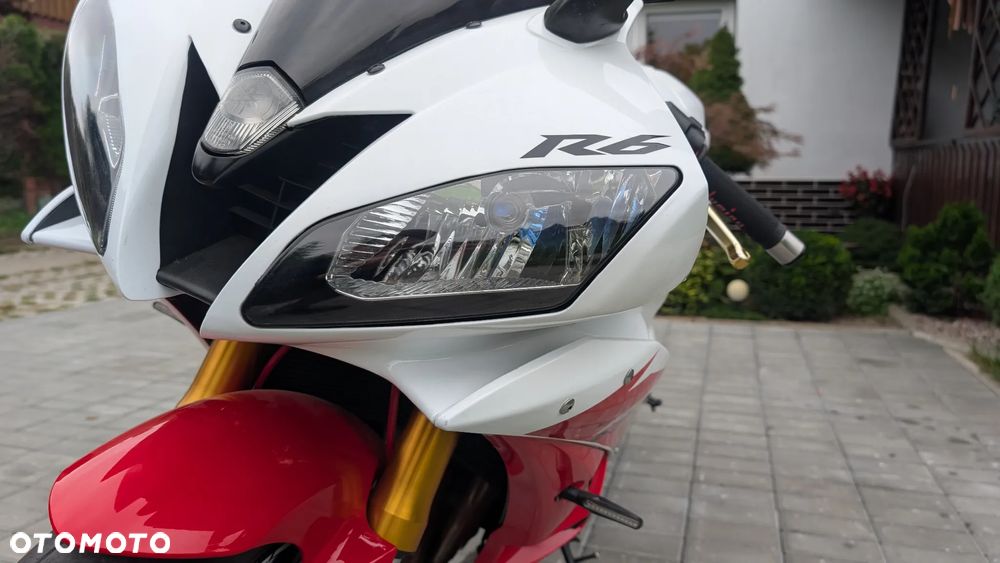 Yamaha R6 - 12