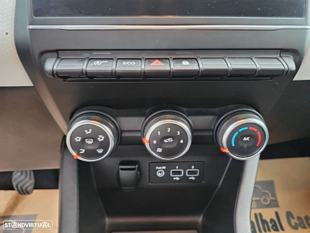 Renault Clio 1.5 Blue dCi Limited - 19