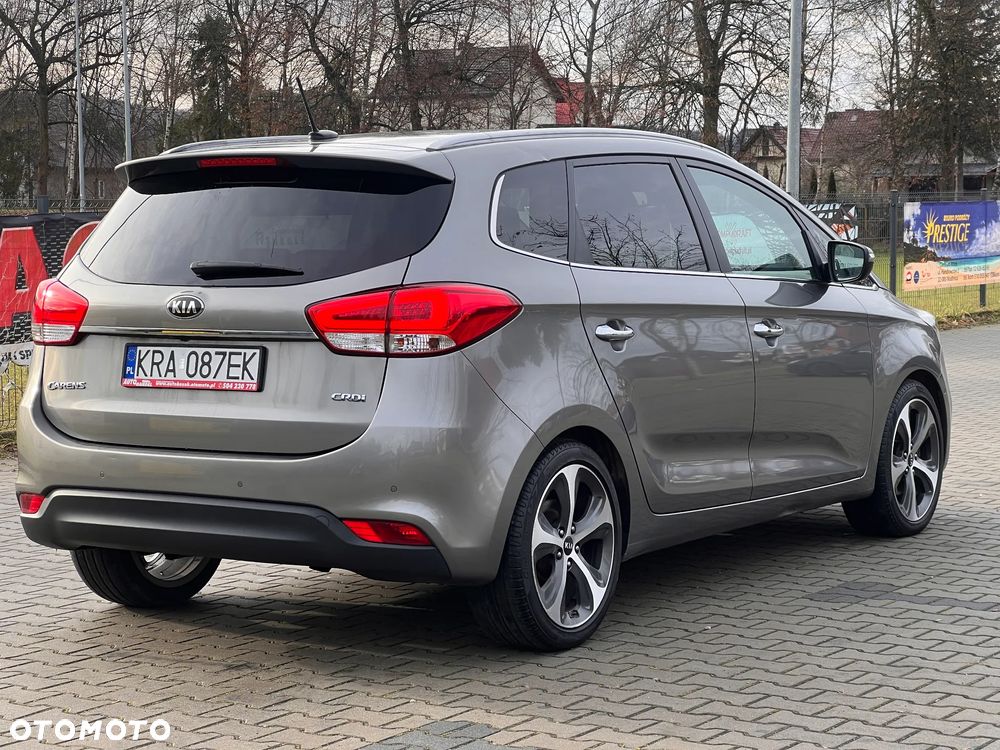 Kia Carens 1.7 CRDi Spirit - 6