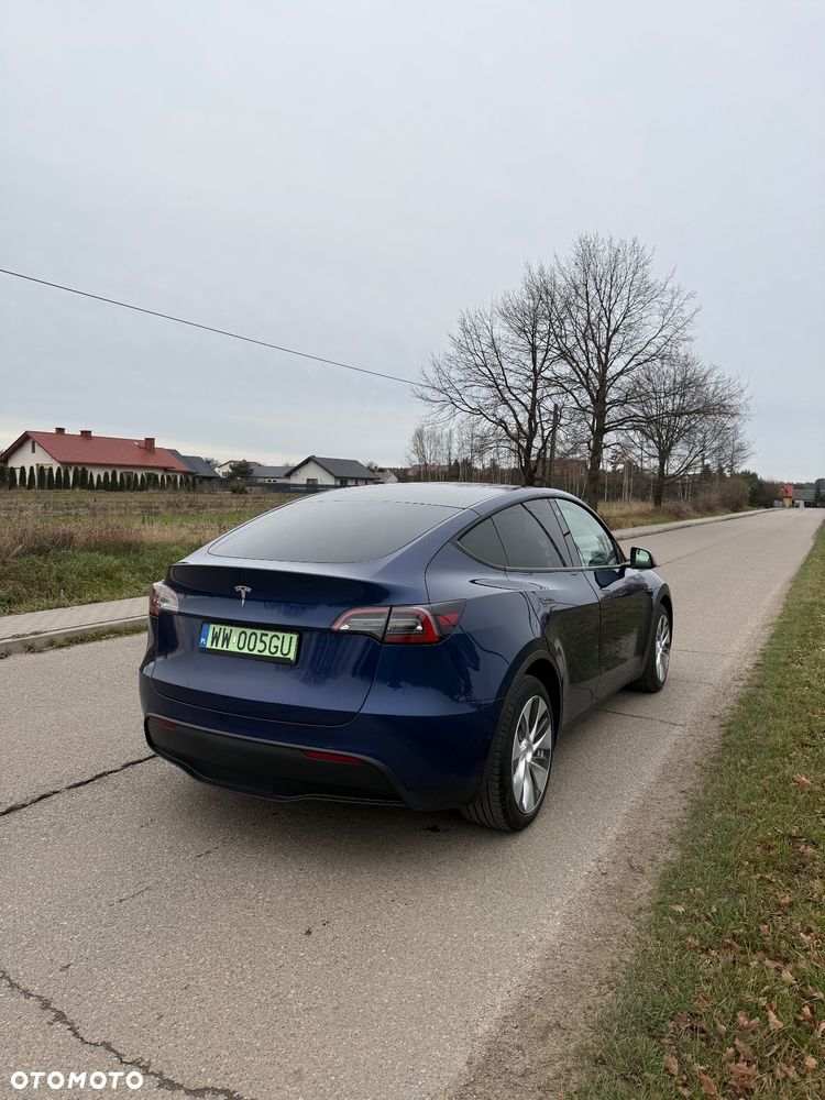 Tesla Y Premium Long Range Dual Motor AWD - 9