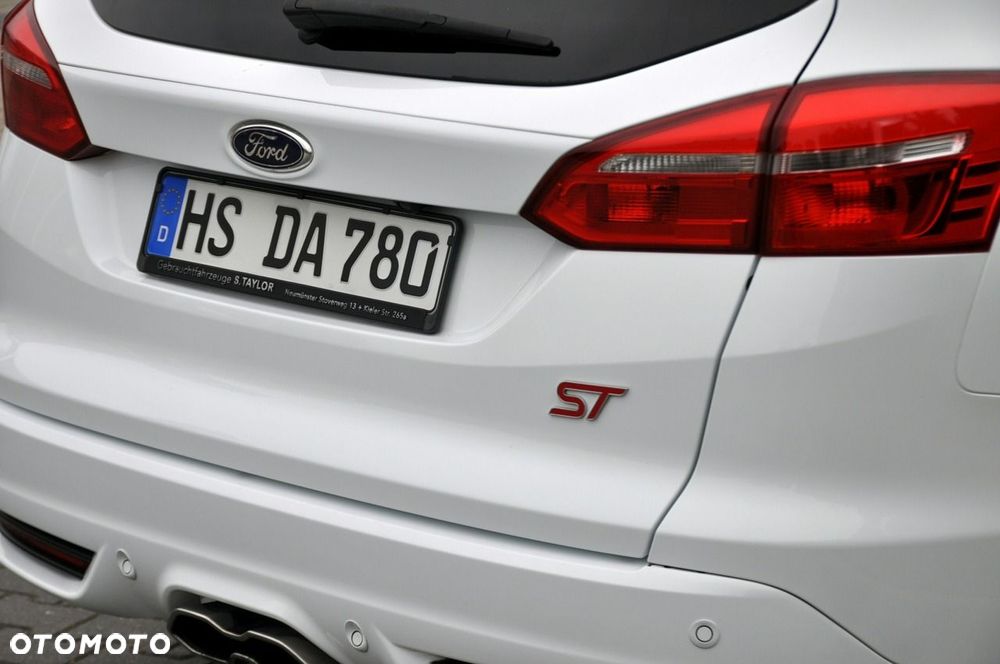 Ford Focus 2.0 TDCi ST - 16