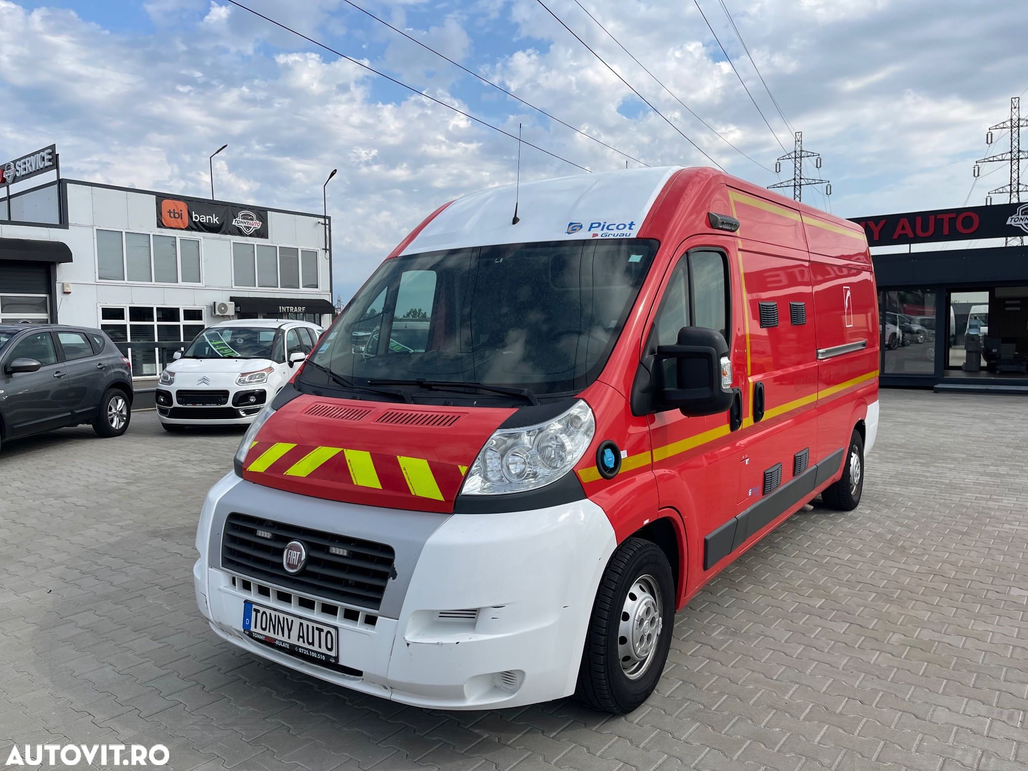 Fiat Ducato Ambulance - 1