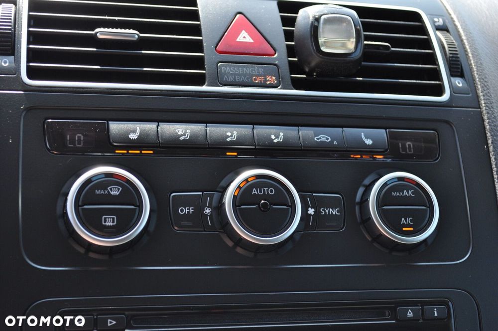 Volkswagen Touran - 15