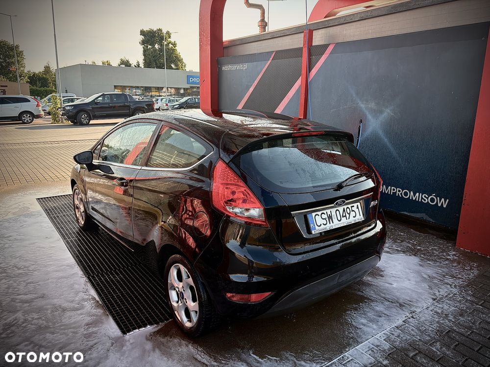 Ford Fiesta - 3