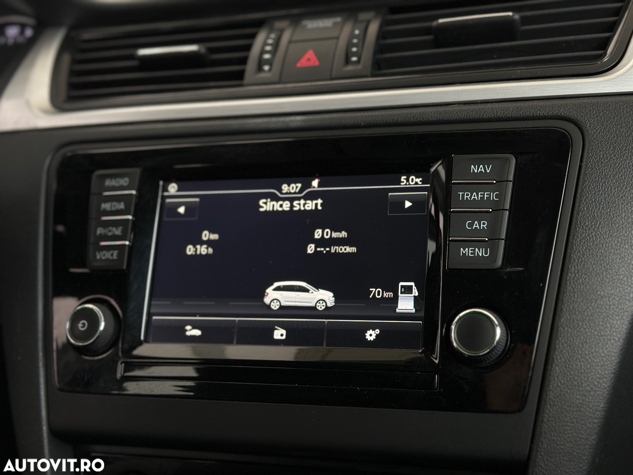Skoda RAPID Spaceback 1.4 TDI (Green tec) DSG Ambition - 25
